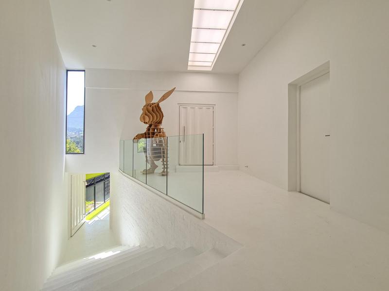 5 Bedroom Property for Sale in Hout Bay Western Cape